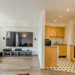 Peaceful 1Br Near Canary Warf, 2Min Thames River