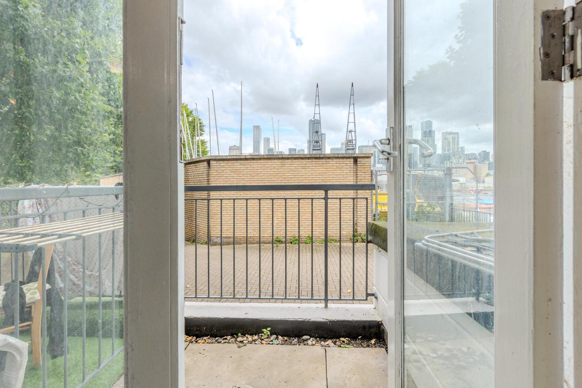 Peaceful 1br Near Canary Warf, 2min Thames River Londra